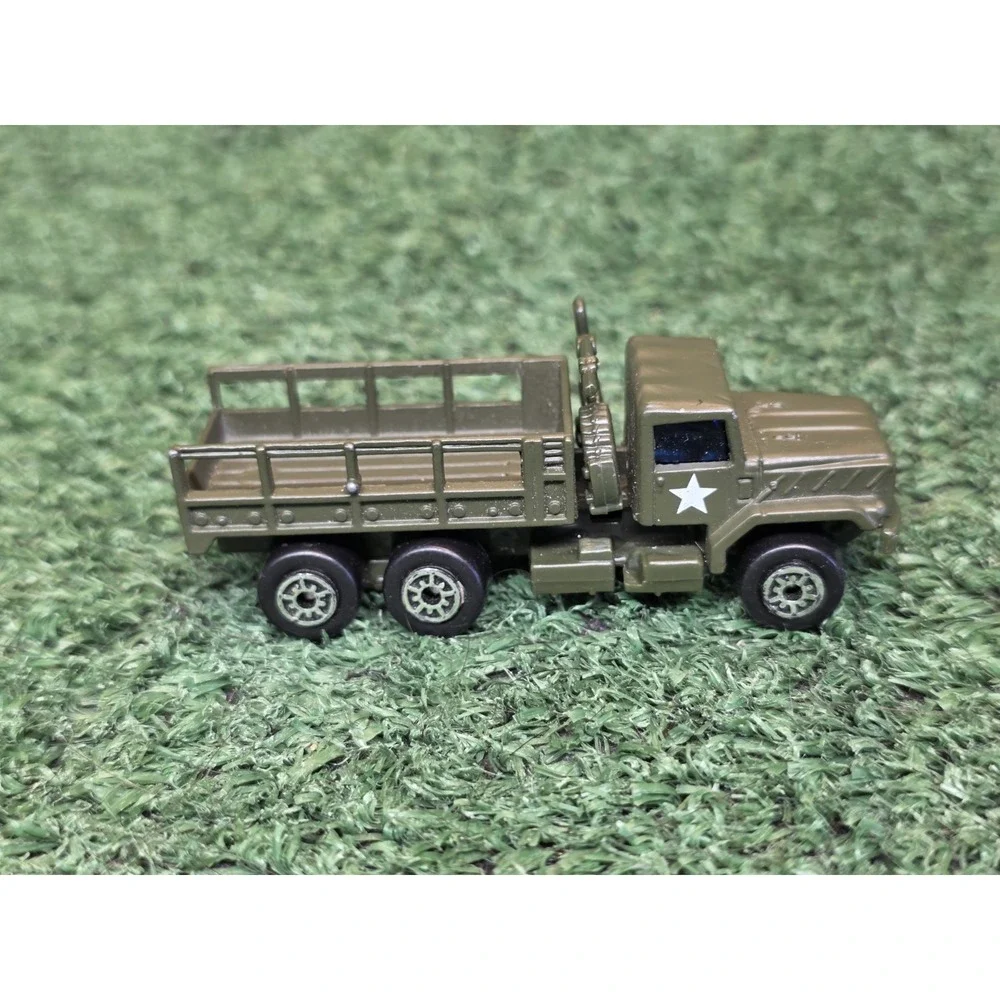 Maisto Military Pumper Cargo Hauler DieCast Truck